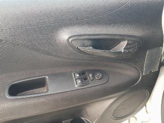 Fiat Punto Evo 0.9 TwinAir Young picture 20