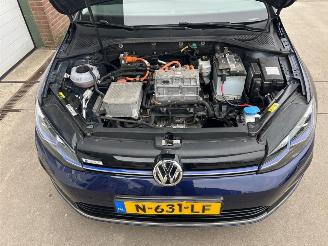 Volkswagen e-Golf e-Golf picture 22