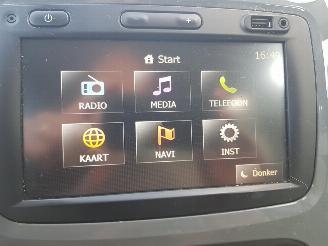 Renault Captur 0.9 TCe Expression picture 19