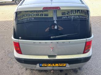 Peugeot 1007 1007 (KM), Hatchback 3-drs, 2004 / 2011 1.4 picture 11