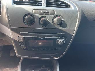 Seat Leon Leon (1P1), Hatchback 5-drs, 2005 / 2013 1.4 16V picture 19