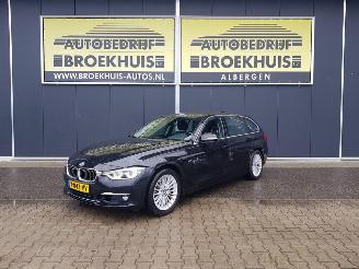 skadebil auto BMW 3-serie Touring 318i Centennial High Executive LUXURY 2016/10