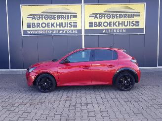 Peugeot 208 1.2 PureTech GT-Line picture 2