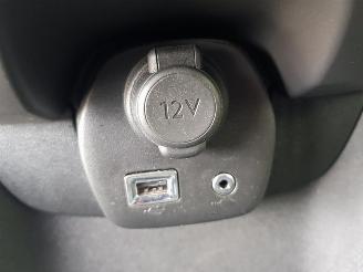 Peugeot 108 1.0 e-VTi Active picture 24