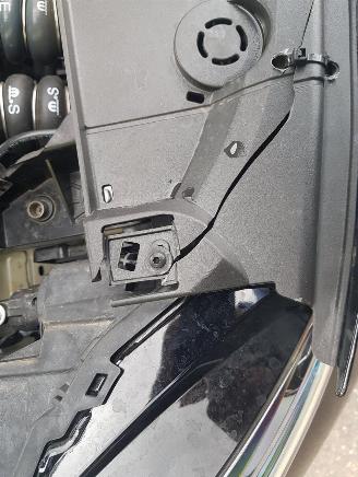 Peugeot 208 1.2 PureTech 100 Style picture 15