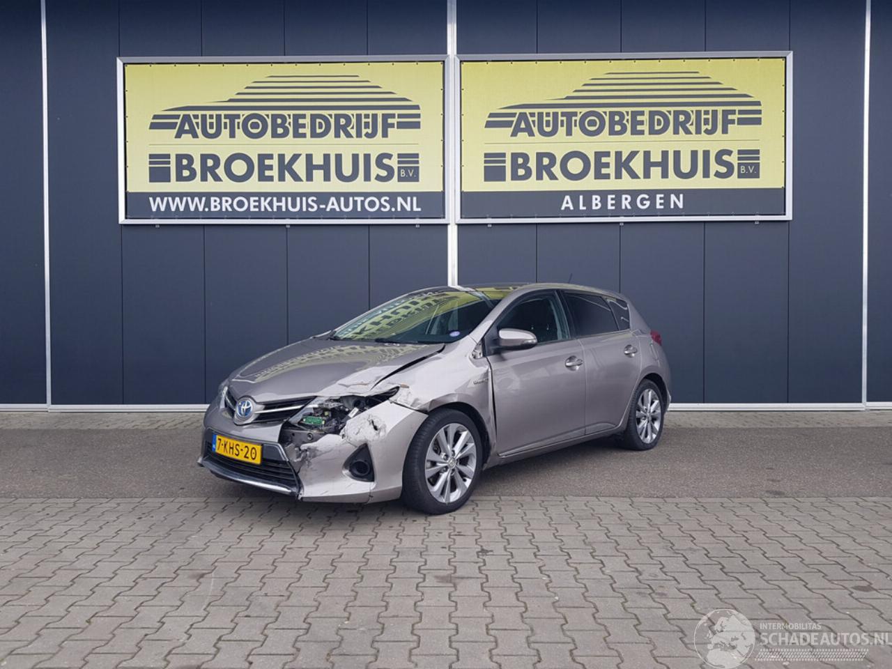 Toyota Auris 1.8 Hybrid Lease