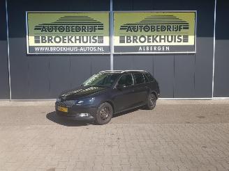 krockskadad bil auto Skoda Fabia Combi 1.4 TDI Style Business 2016/9