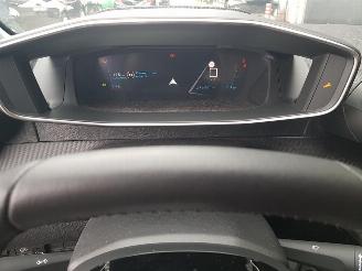 Peugeot 208 1.2 PureTech Allure Pack picture 24