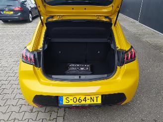 Peugeot 208 1.2 PureTech Allure Pack picture 28