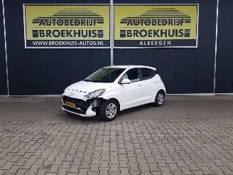 Unfallwagen Hyundai I-10 1.0 Comfort 2022/1