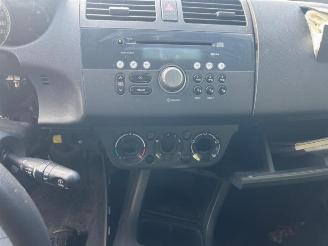 Suzuki Swift Swift (ZA/ZC/ZD1/2/3/9), Hatchback, 2005 / 2015 1.5 VVT 16V picture 13