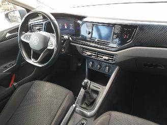 Volkswagen Polo 1.0 TSI Life picture 17