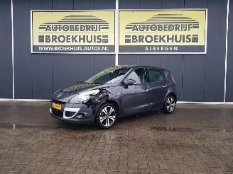 Auto incidentate Renault Scenic 2.0 Bose Automatic 2011/5