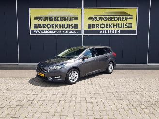 Unfallwagen Ford Focus Wagon 1.0 Trend 2017/7