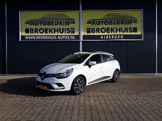 Unfallwagen Renault Clio Estate 0.9 TCe Intens 2019/10