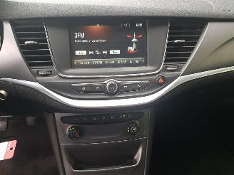 Opel Astra 1.0 Edition picture 22