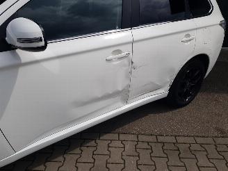 Mitsubishi Outlander 2.0 PHEV instyle picture 9