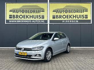 krockskadad bil auto Volkswagen Polo 1.0 TSI Highline 2020/10