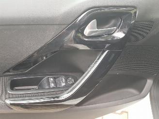 Peugeot 208 1.2 e-VTi Active AUTOMATIC picture 21
