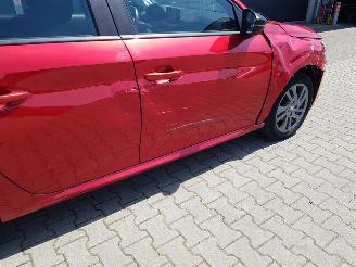 Peugeot 208 1.2 PureTech Allure picture 14