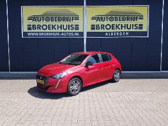 krockskadad bil auto Peugeot 208 1.2 PureTech Allure 2022/4