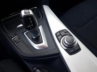 BMW 3-serie 320i Executive picture 21