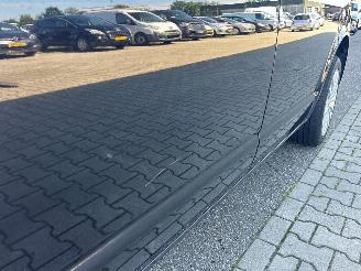 Volkswagen Transporter 2.0 TDI L2H1 DC Comfortline picture 21