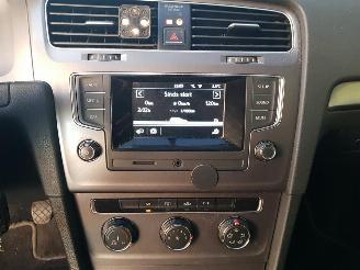 Volkswagen Golf 1.2 TSI Trendline picture 17