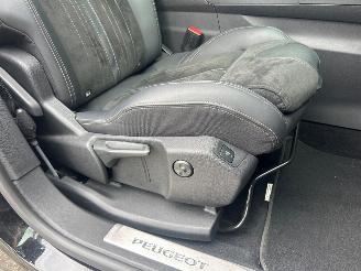 Peugeot 3008 1.2 PureTech GT Pack Business picture 23