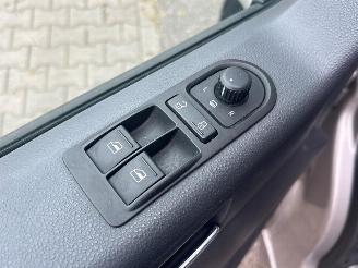 Volkswagen Transporter 2.0 TDI L2H1 BM DC Comfortline picture 23