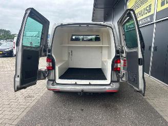 Volkswagen Transporter 2.0 TDI L2H1 BM DC Comfortline picture 27