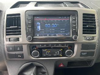 Volkswagen Transporter 2.0 TDI L2H1 BM DC Comfortline picture 19