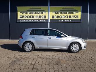 Volkswagen Golf 1.6 TDI Comfortline BlueMotion picture 4
