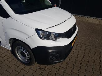 Peugeot Partner 1.5 BlueHDI Premium picture 11