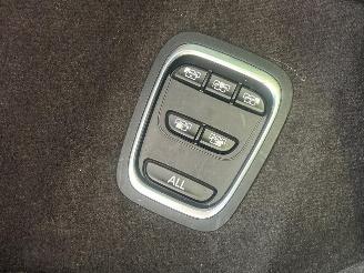 Renault Espace 1.6 TCe Initiale Paris 7persoons picture 29