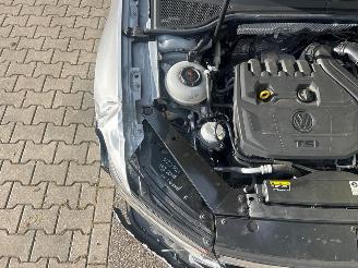 Volkswagen Passat Variant 1.5 TSI Highline Business R picture 15