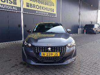 Peugeot 208 1.2 PureTech Active Pack picture 3