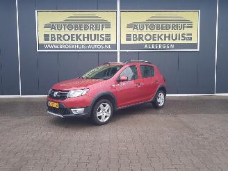 Coche accidentado Dacia Sandero 0.9 TCe 10th Anniversary 2015/8