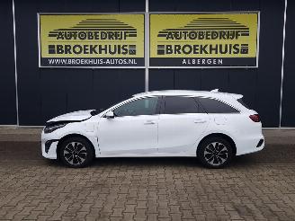 Kia Ceed Sportswagon 1.6 GDI PHEV DynamicPlusLine picture 2