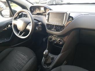 Peugeot 208 1.0 PureTech Access picture 17