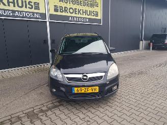 Opel Zafira 1.6 Temptation picture 3