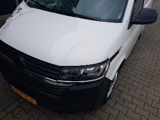Volkswagen Transporter 2.0 TDI L1H1 26 picture 10