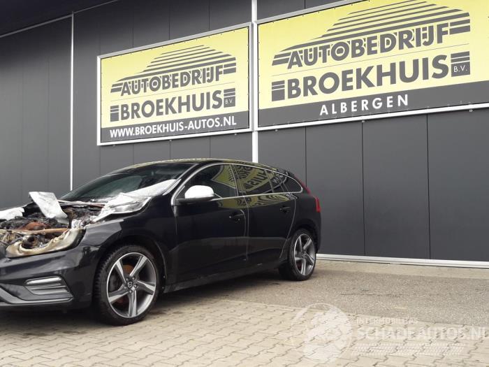 Volvo V-60 V60 I (FW/GW), Combi, 2010 / 2018 2.0 D4 16V