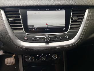 Opel Grandland X 1.6 CDTi Business Executive picture 22