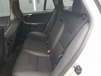 Volvo V-60 2.0 D4 Momentum picture 17
