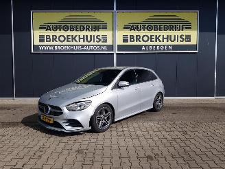 Damaged car Mercedes B-klasse 180 Business Solution AMG 2019/5