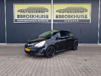 Vaurioauto  passenger cars Opel Corsa 1.4-16V 2011/5