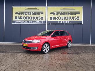 krockskadad bil auto Skoda Rapid Spaceback 1.2 TSI Greentech Style 2016/7