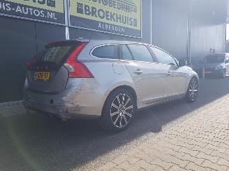 Volvo V-60 2.4 D6 AWD Plug-In Hybrid Summum picture 8