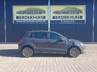 Volkswagen Polo 1.4 TDI Comfortline Connected Series picture 4